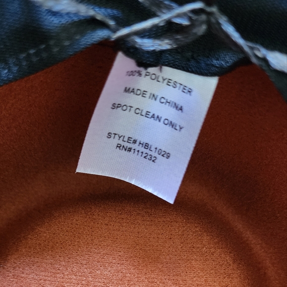 NWOT Solid Regular Brim Fedora with Adjustable Sizing - Picture 8 of 11